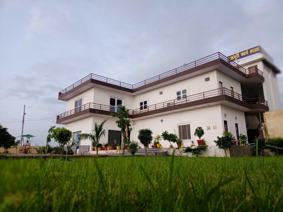 Hotel O Pop Angoori Farm House Mathura Exterior foto
